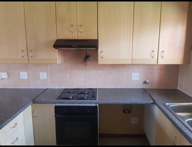 2 BEDROOM APARTMENT TO LET IN DIE HOEWES